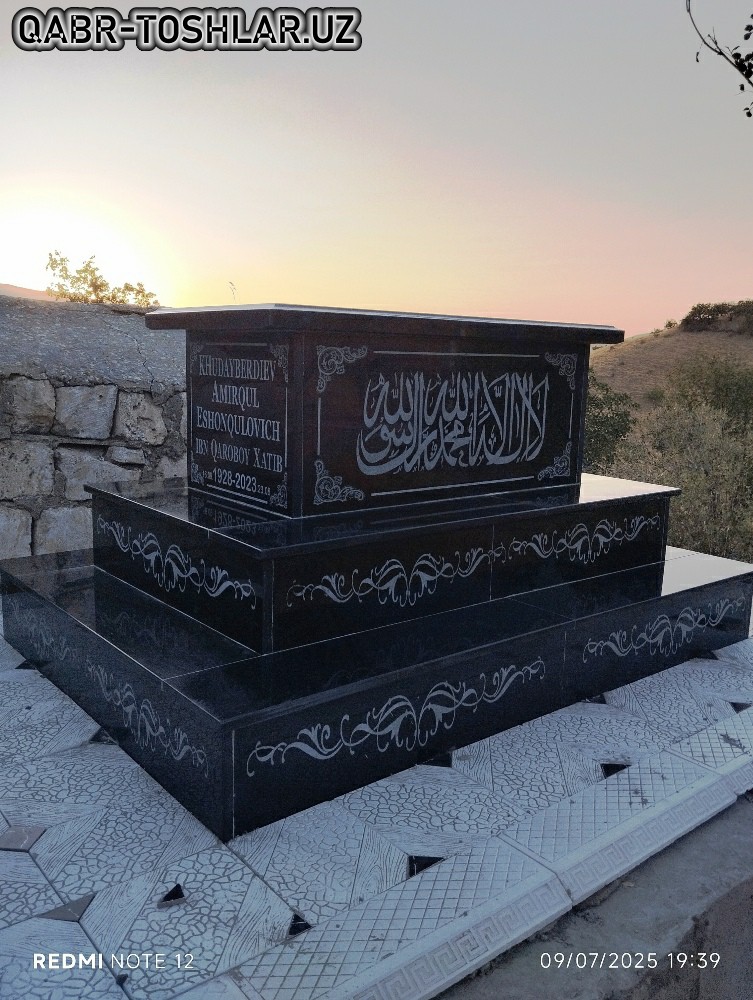 qabr toshlari narxlari 32